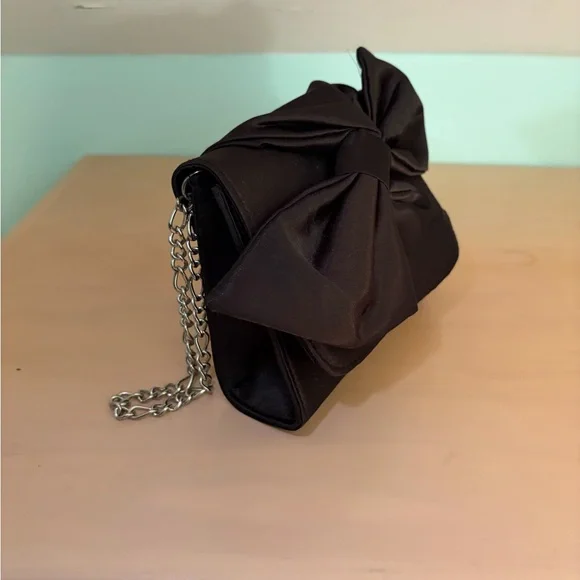 White House Black Market Black Bow Clutch Wristlet - Picture 5 of 6